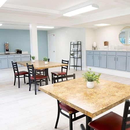 Rodeway Inn Clearwater - Central Eksteriør bilde